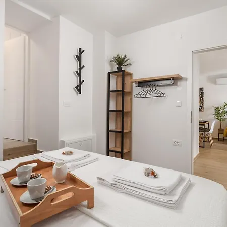 Apartment Eva - Royal Jadranovo