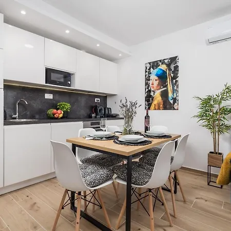 Apartment Eva - Royal Jadranovo